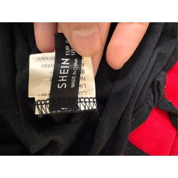 Black tank top size small - Picture 5 of 6